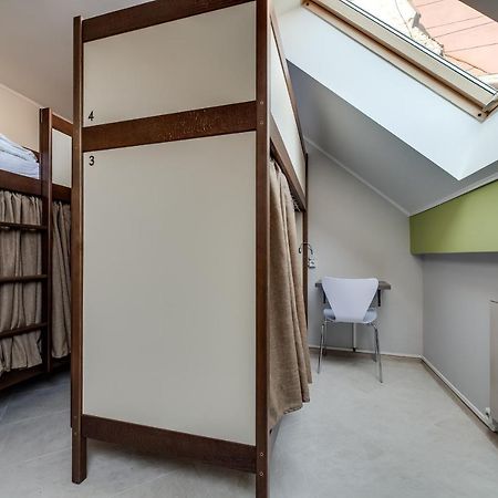 Ostriv Hostel Lviv Luaran gambar