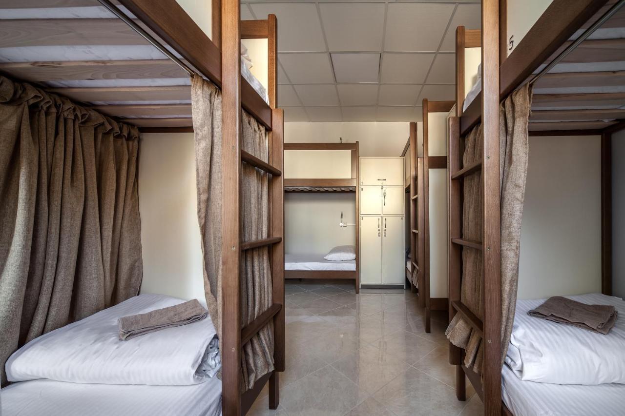 Ostriv Hostel Lviv Luaran gambar