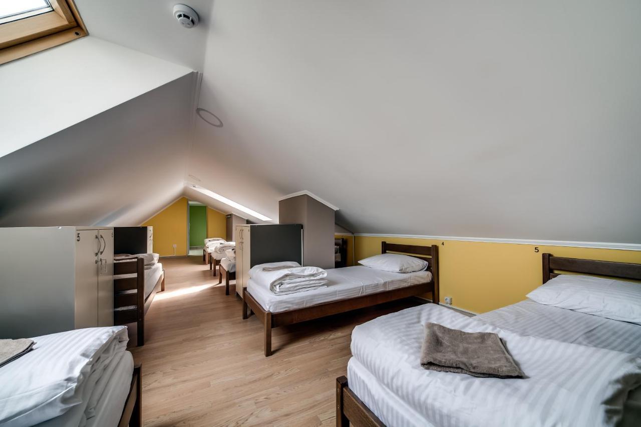 Ostriv Hostel Lviv Luaran gambar