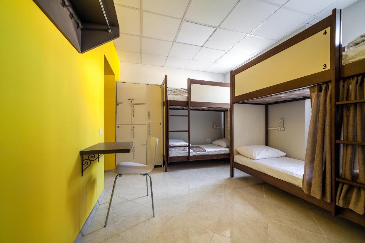 Ostriv Hostel Lviv Luaran gambar