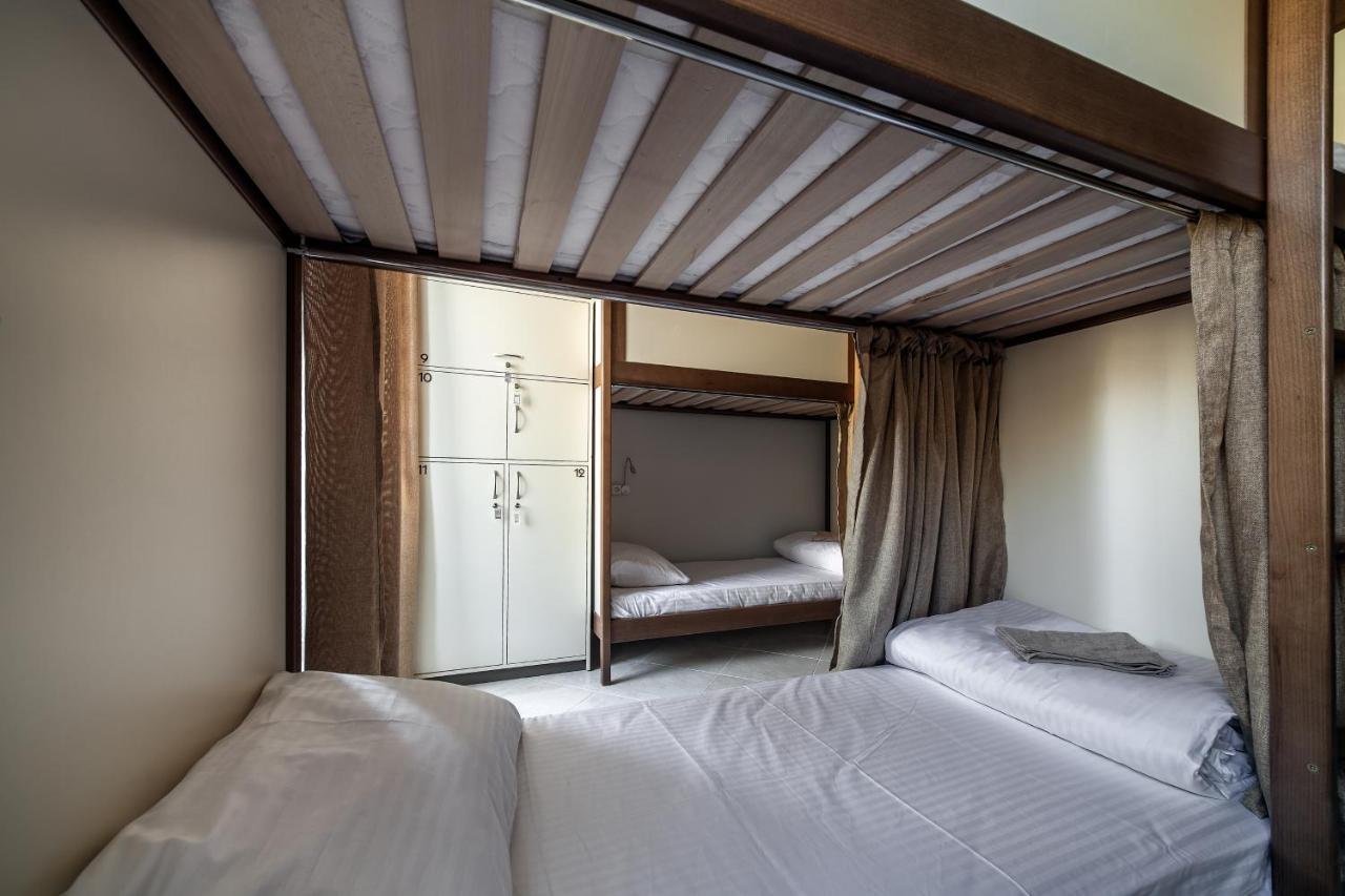 Ostriv Hostel Lviv Luaran gambar