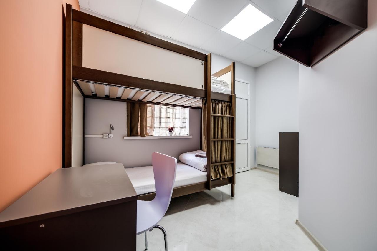 Ostriv Hostel Lviv Luaran gambar