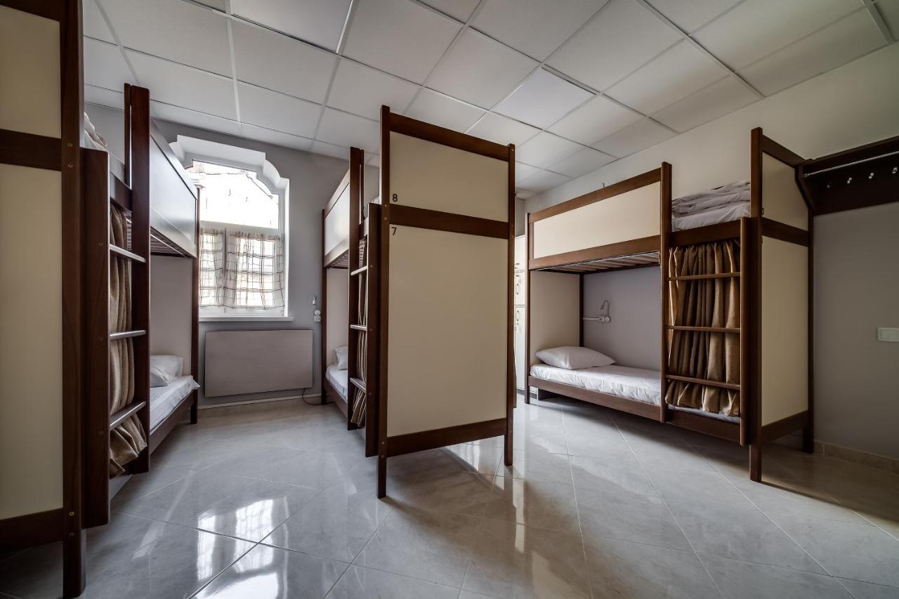 Ostriv Hostel Lviv Luaran gambar