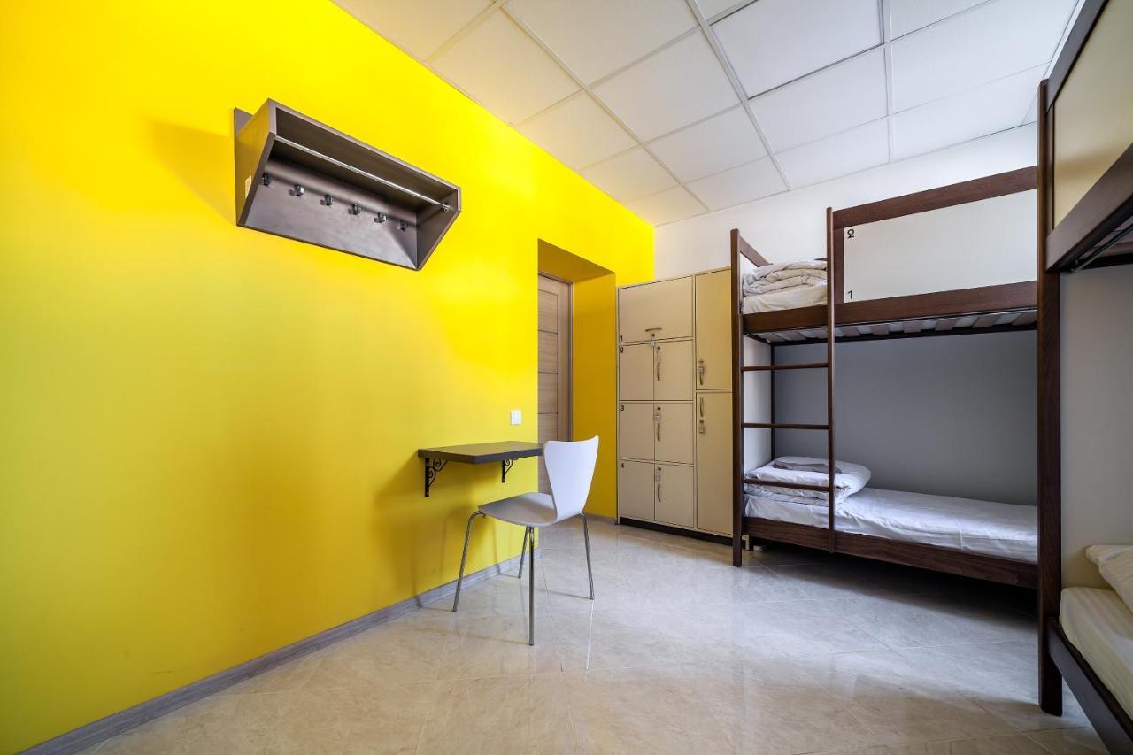 Ostriv Hostel Lviv Luaran gambar