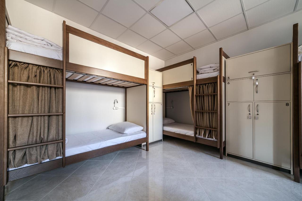 Ostriv Hostel Lviv Luaran gambar