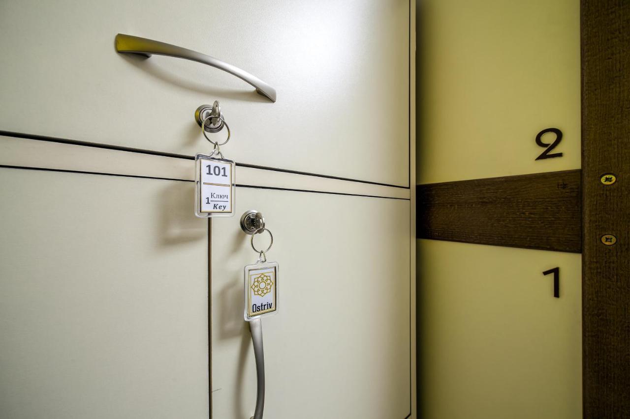 Ostriv Hostel Lviv Luaran gambar