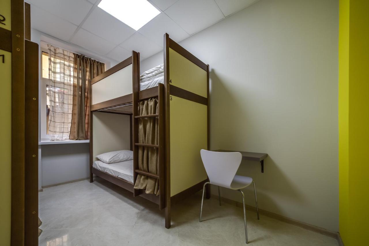 Ostriv Hostel Lviv Luaran gambar
