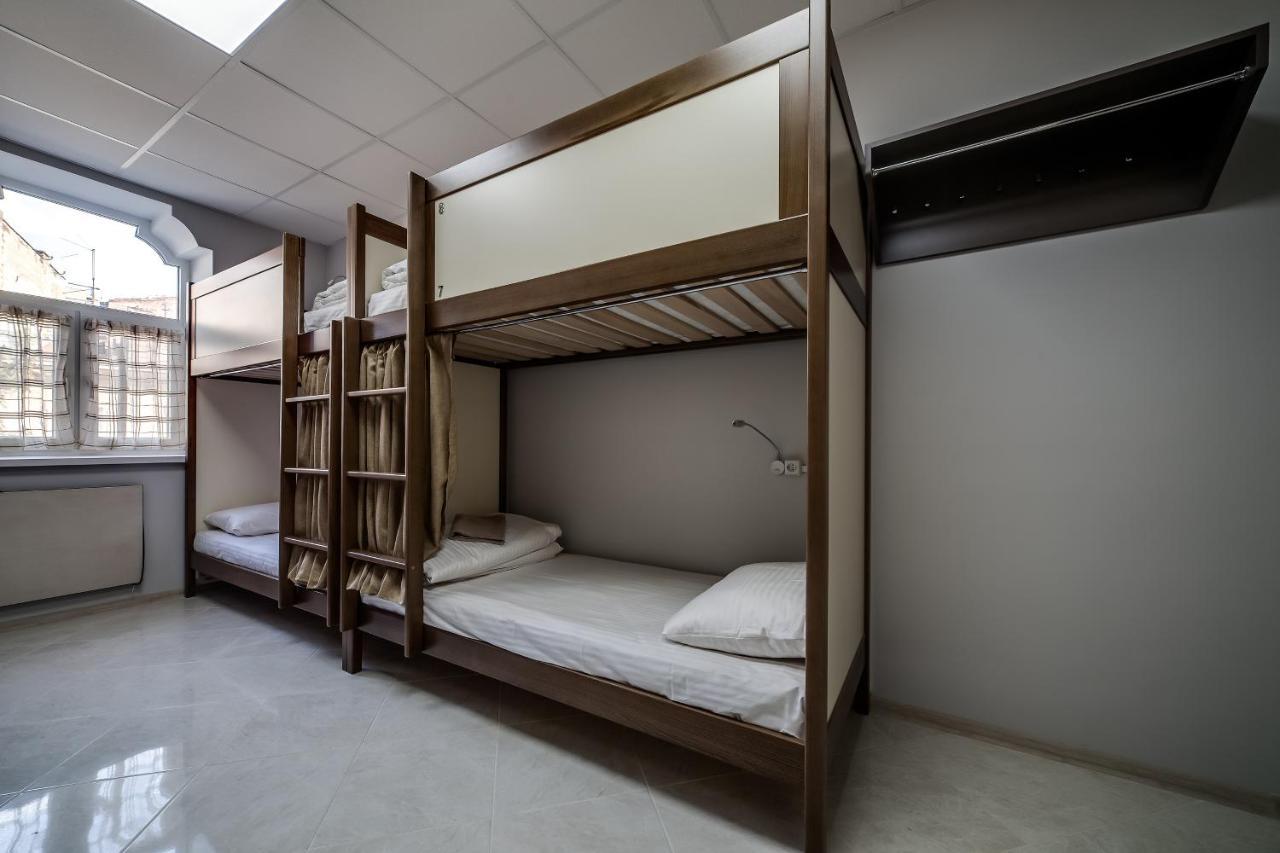 Ostriv Hostel Lviv Luaran gambar