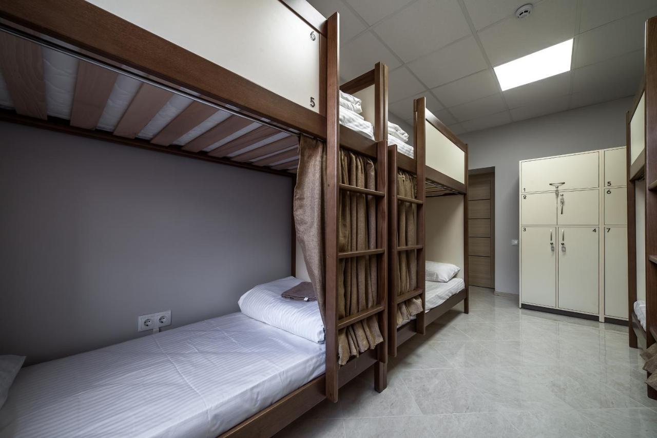 Ostriv Hostel Lviv Luaran gambar