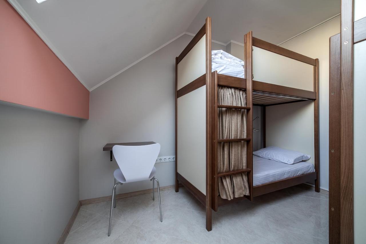Ostriv Hostel Lviv Luaran gambar