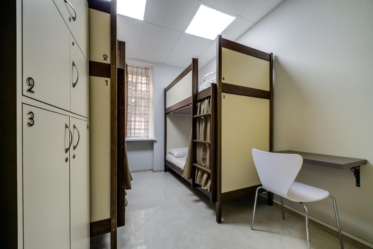 Ostriv Hostel Lviv Luaran gambar