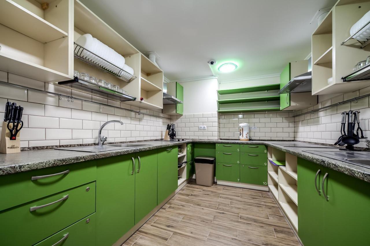 Ostriv Hostel Lviv Luaran gambar