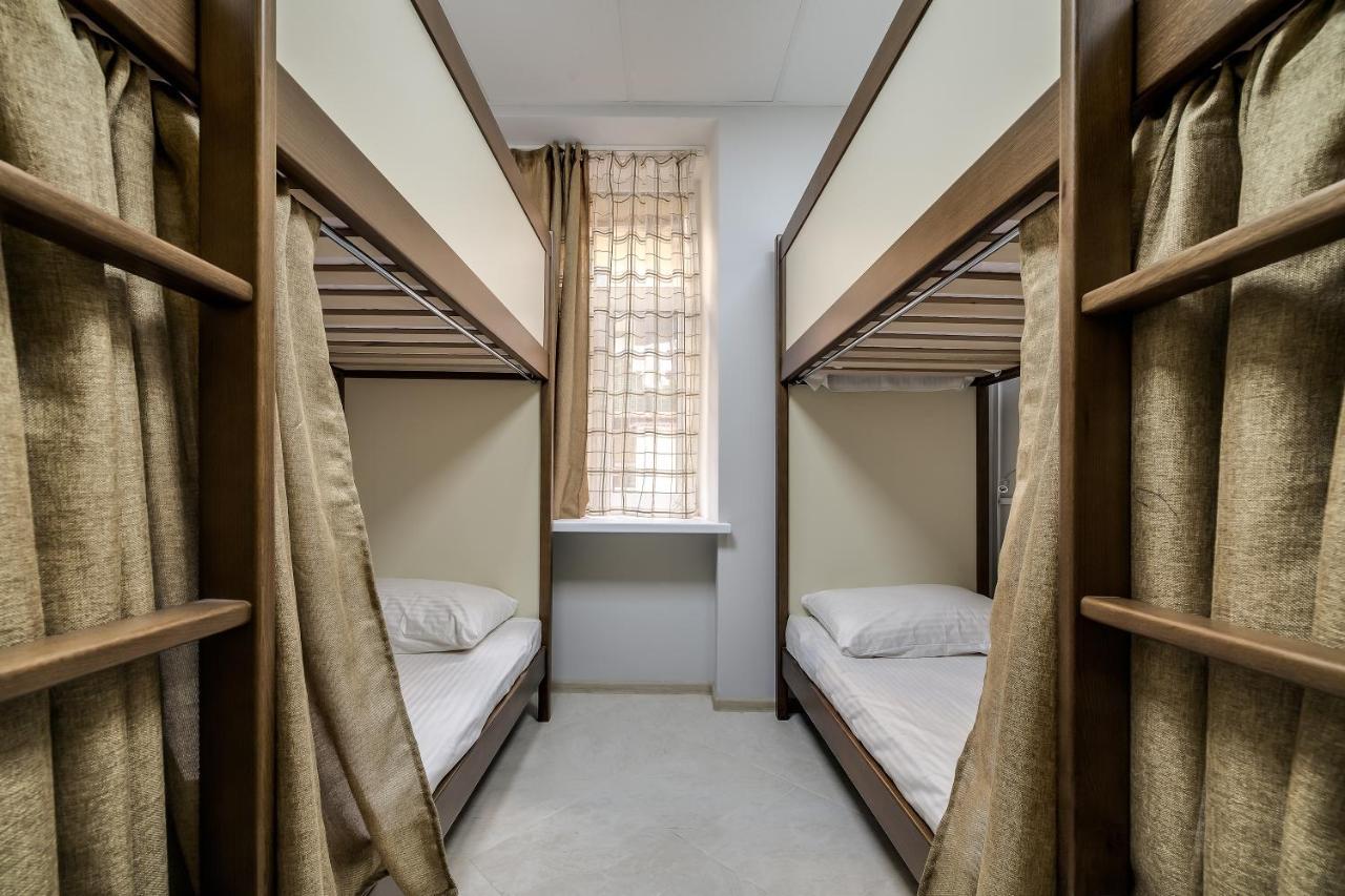 Ostriv Hostel Lviv Luaran gambar