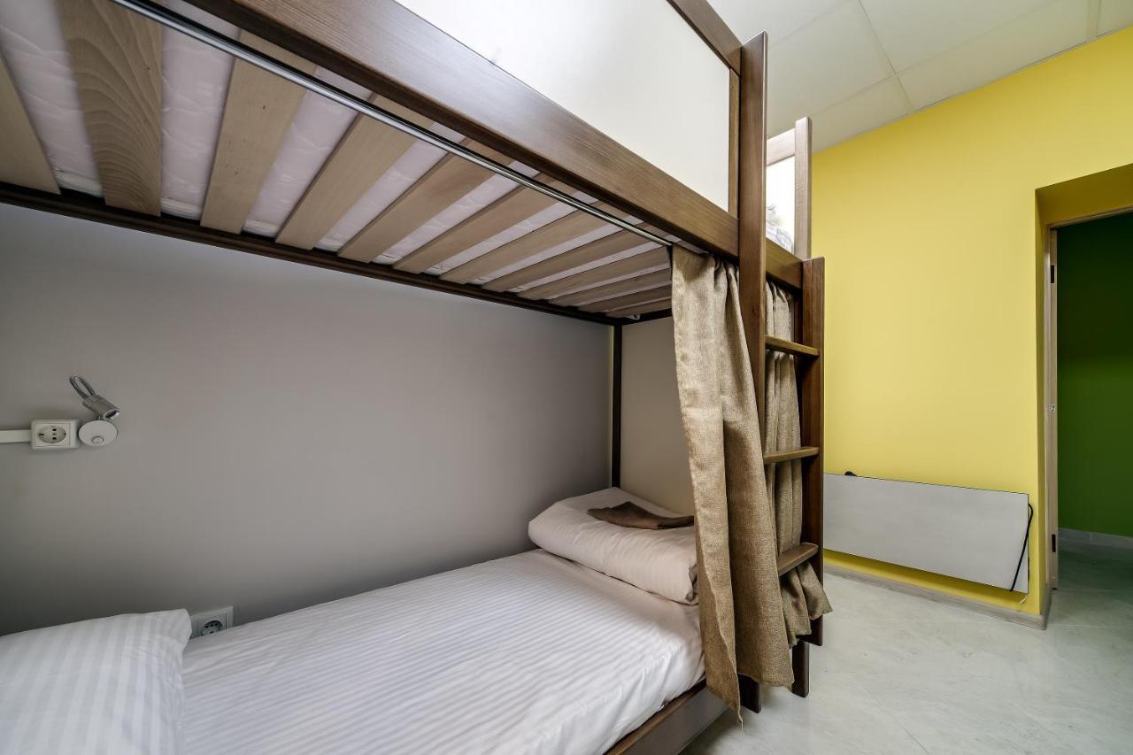 Ostriv Hostel Lviv Luaran gambar